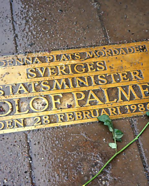 Plaquette op de plek waar Olof Palme werd vermoord