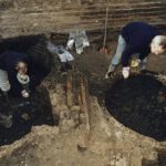 Archeologen in Haarlem tijdens een onderzoek aan de Gedempte Oudegracht, 1995