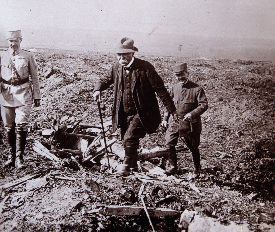 Clemenceau tijdens een bezoek aan het front, 1917
