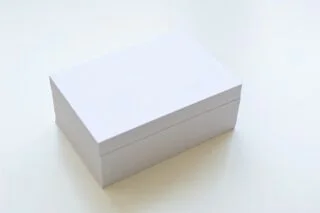 Carte blanche - Een stapel witte kaartjes