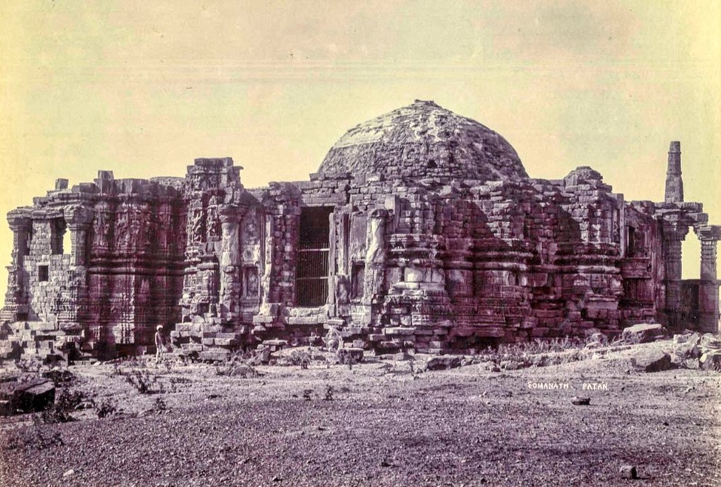 De ruïnes van de tempel van Somnath in de 19de eeuw