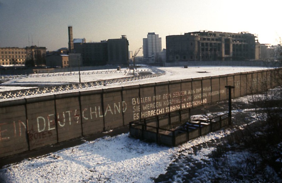 Deel van de Berlijnse Muur in 1975