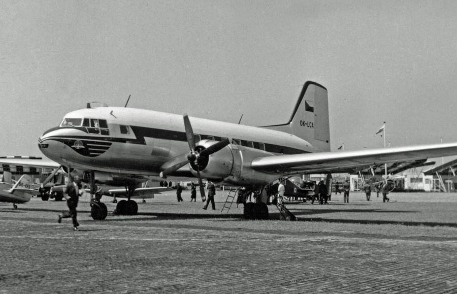Iljoesjin IL-14 in Parijs, 1957