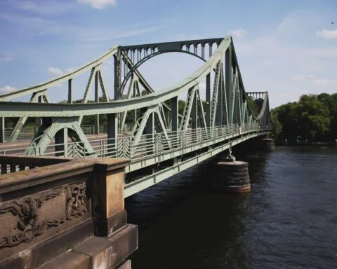 Glienicker Brücke, met zicht op het oosten