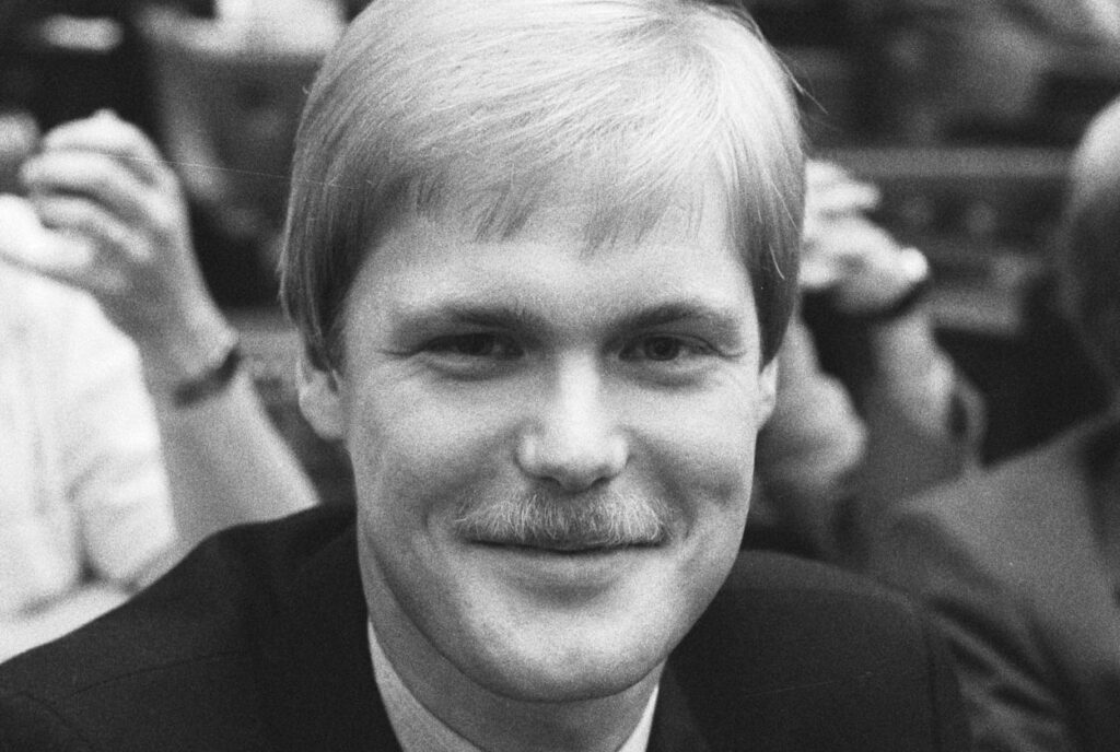 Robin Linschoten in de Tweede Kamer, 28 september 1982, kort na zijn beëdiging