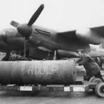 High Capacity-bom van de RAF met een kerstgroet voor Adolf Hitler