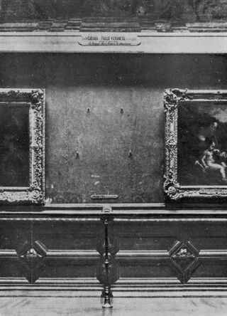Op deze plek hing de Mona Lisa vóór de diefstal, 1911