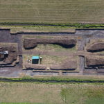 Dronefoto van de opgegraven eendenkooi
