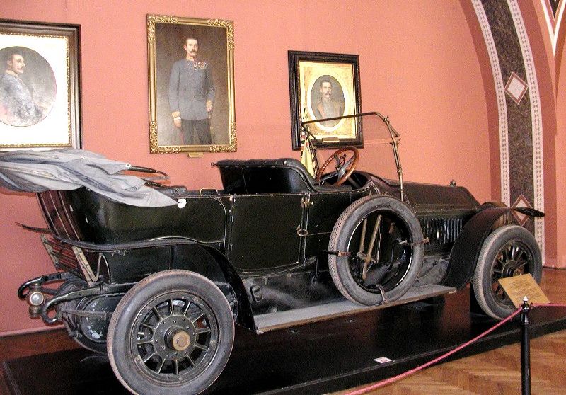 De auto waarin Frans Ferdinand zat tijdens de aanslag