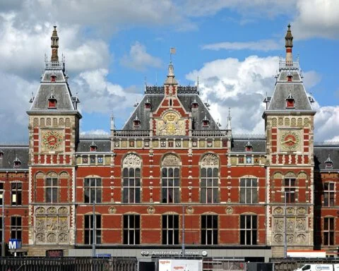 Façade van Amsterdam CS