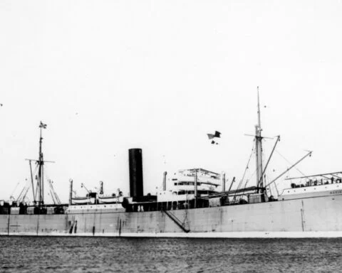 De ‘Madioen’, het schip waarmee Mijem Sarwi in 1919 vanuit Semarang naar Suriname werd verscheept