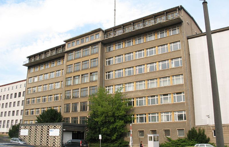 Voormalige Stasi-hoofdkantoor aan de Normannenstraße in Berlijn-Lichtenberg