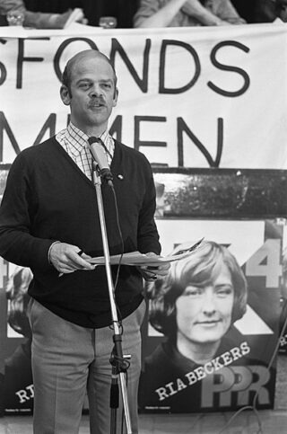 Fractievoorzitter Bas de Gaay Fortman tijdens het PPR-congres in Amersfoort, 1977  (CC0 / Fotocollectie Anefo)