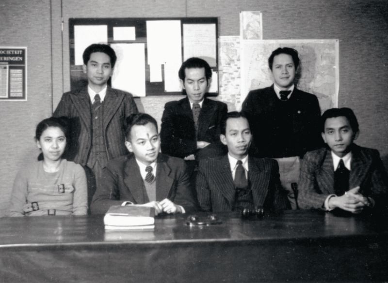 Het landelijke bestuur van Roekoen Peladjar Indonesia (Roepi), oftewel de Bond van Indonesische studerenden