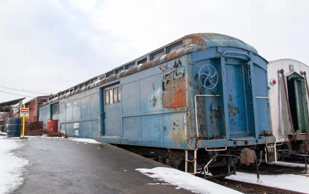 Bagagewagen die ten onrechte is geïdentificeerd als de persoonlijke wagon van Franklin D. Roosevelt. Deze kreeg een plek bij spoor 61 voordat hij werd verplaatst naar het Danbury Railway Museum.