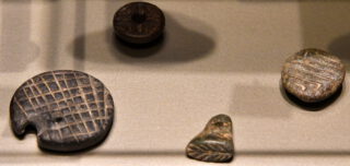Chalcolithische amuletten (Nationaal Museum, Beiroet)