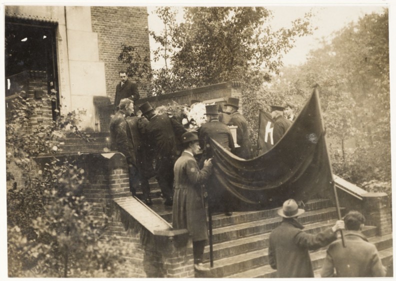 De crematie van Herman Gorter, 19 september 1927
