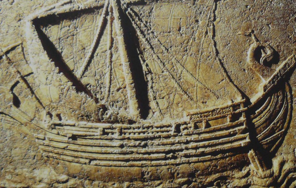 Afbeelding van een Fenicisch schip op een sarcofaag uit de tweede eeuw voor Christus