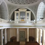 Oksaal of orgelbalkon in een kerk in Wenen