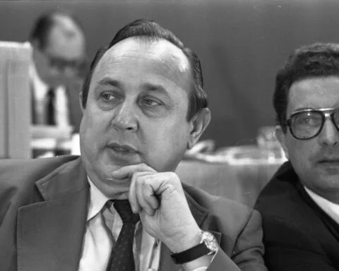 Hans Dietrich Genscher in 1977