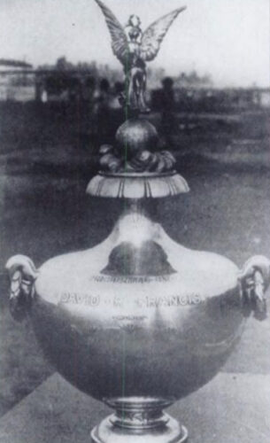 Trofee voor de winnaar van de marathon van 1904