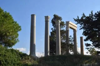 De colonnade van Byblos