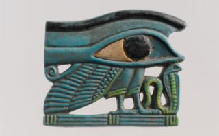 Oog van Horus op een amulet