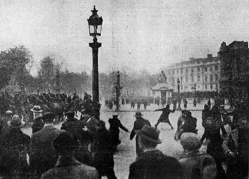 Rellen van 6 februari op de Place de la Concorde
