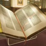 Opengeslagen Gutenberg-bijbel