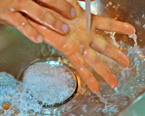 Met zeep kan jee je handen wassen, maar je kan er ook televisieseries mee bekostigen