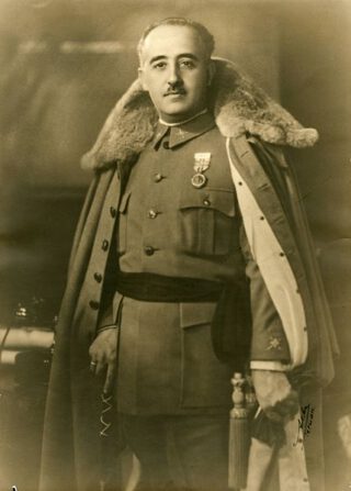 Francisco  Franco rond 1930
