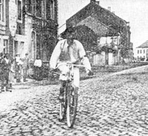 De Belg Léon Houa won eind negentiende eeuw de eerste drie edities van Luik-Bastenaken-Luik