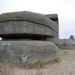 Marine Kustbatterij Heerenduin, kustbatterij die in de Tweede Wereldoorlog door de Duitse bezetter is gebouwd als onderdeel van de Atlantikwall.