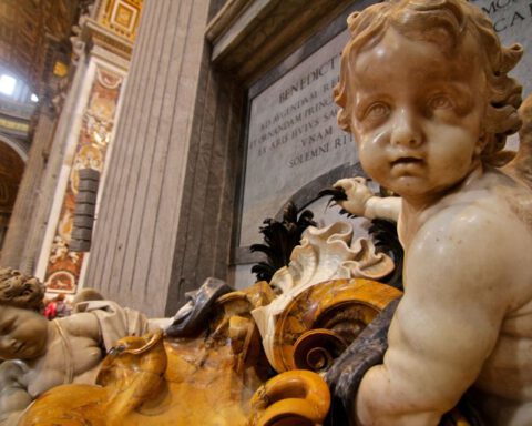 Putti of cherubijn in de Sint Pietersbasiliek in Rome