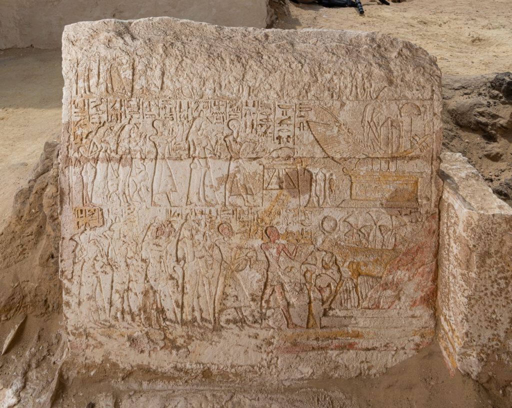 Reliefs in kapel Yoeyoe (c) Leiden Turin Expedition to Saqqara