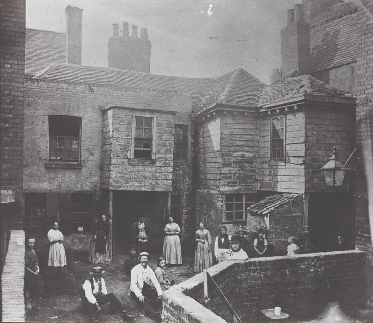 Sloppenwijk in Londen, ca. 1860Sloppenwijk in Londen, ca. 1860