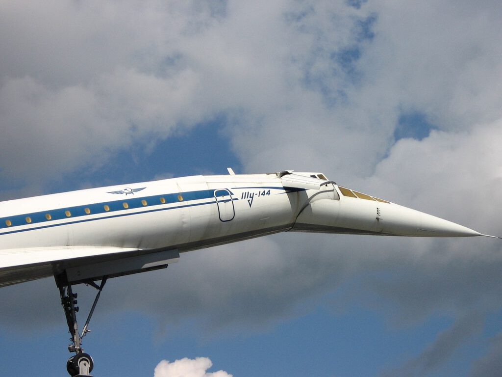 Verlaagde neus van de Tupolev Tu-144 in het Auto- und Technikmuseum Sinsheim / Duitsland