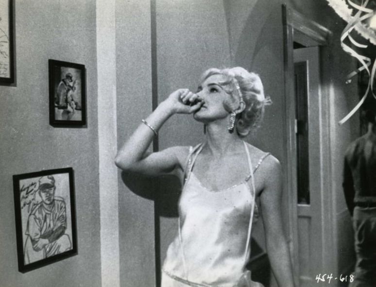 Barbara Loden draagt een babydoll in de film 'Splendor in the Grass' (1961).
