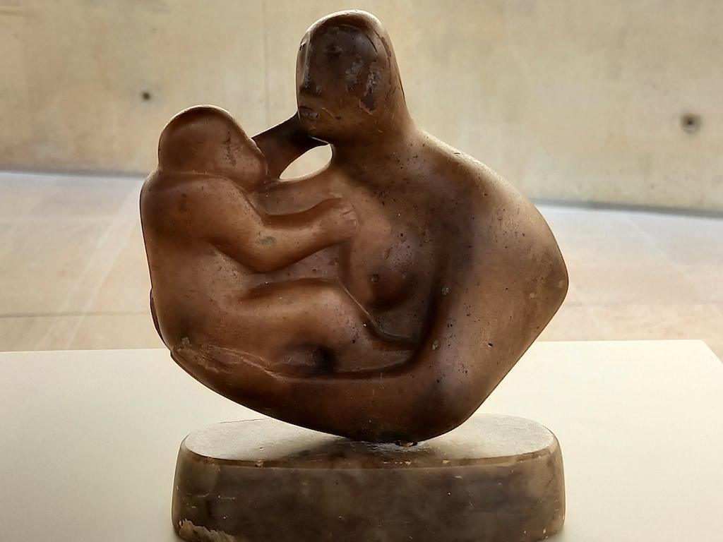 Henry Moore, Mother and Child, 1930. 