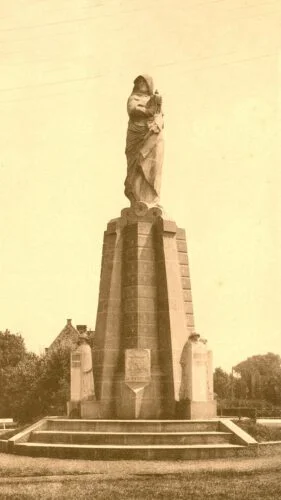 Het IJzergedenkteken, ontworpen door Pieter Braecke en Victor Horta