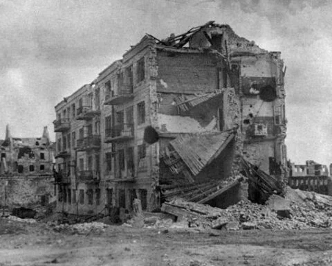 Pavlovs Huis, 1943