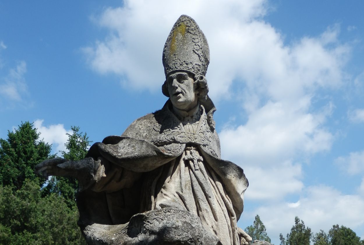 Beeld van Sint Amandus in Tsjechië