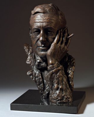 Bronzen buste van Ian Fleming