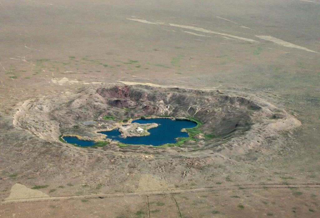 Krater bij Semipalatinsk