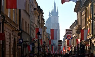 Poolse vlaggen in Krakau