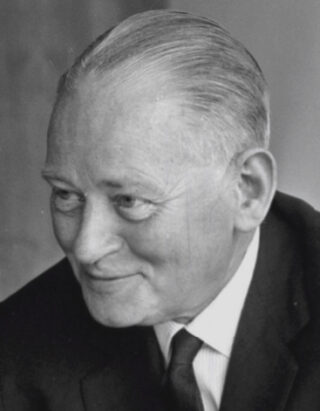 Dirk Stikker in 1964