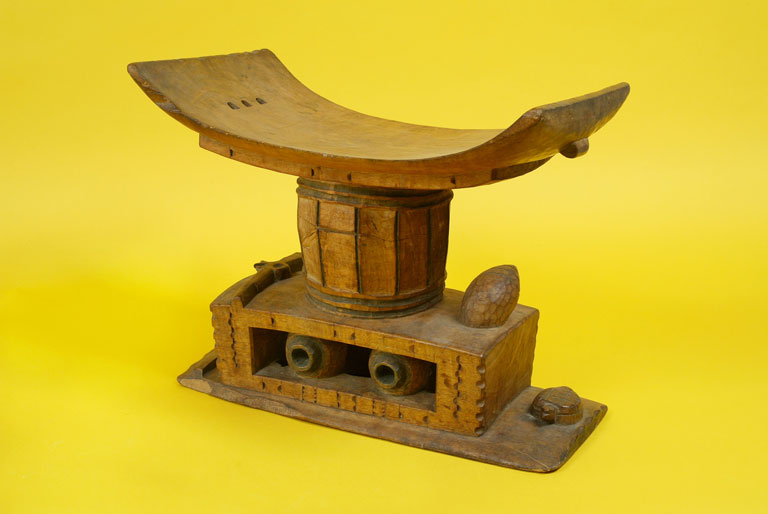Traditionele stoel uit de Ashanti-cultuur. 