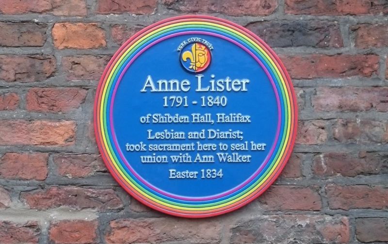 Gedenkplaat voor Anne Lister bij de Holy Trinity kerk in Goodramgate, York