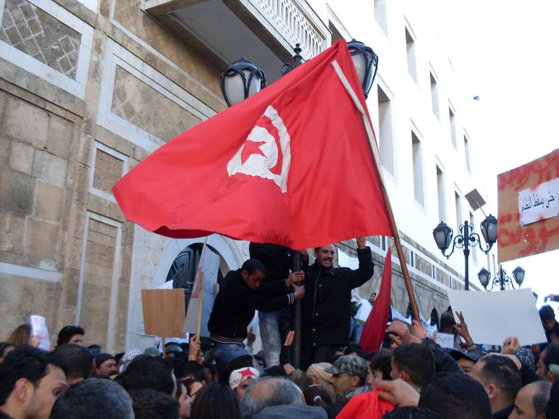 Demonstranten in Tunesië tijdens de Jasmijnrevolutie (2011)