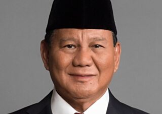 Officiële foto van presidentskandidaat Prabowo